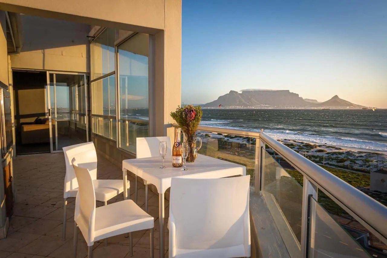 Spacious Luxury 3 Bedroom Apartment B401 Sea Spray Cape Town